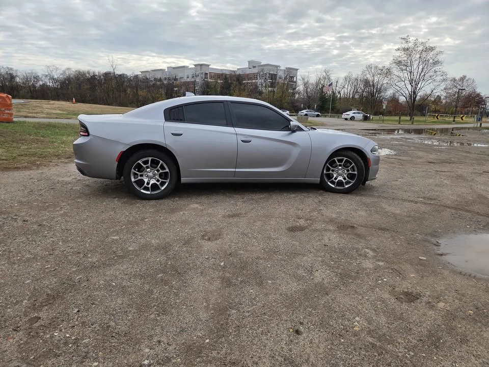 2017 Dodge Charger 7th Gen - Image 9 of 17