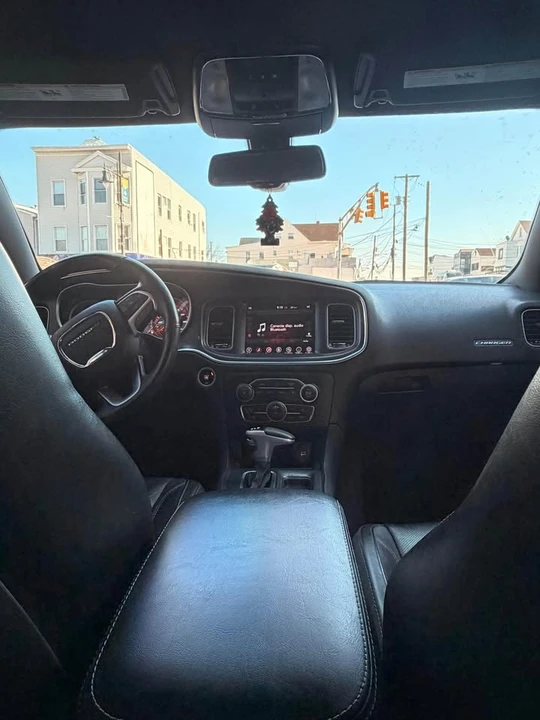 2017 Dodge Charger 7th Gen - Image 9 of 9
