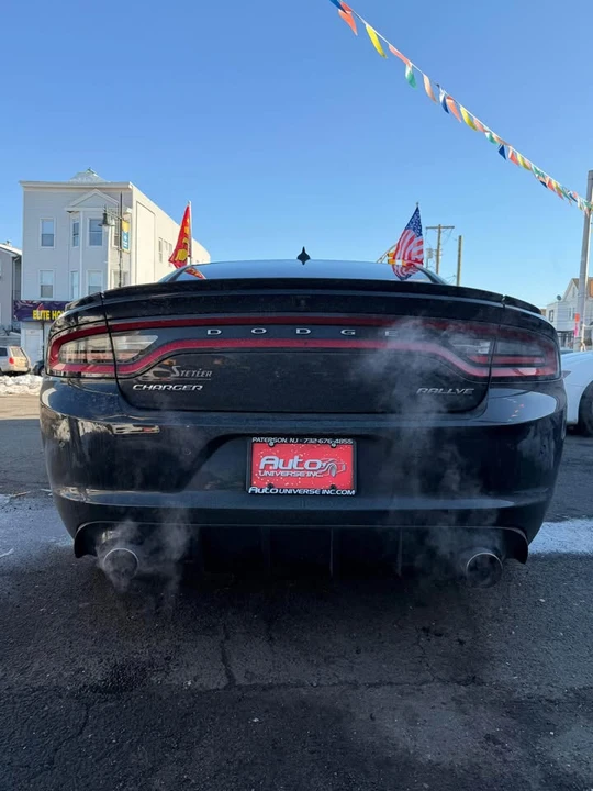 2017 Dodge Charger 7th Gen - Image 5 of 9