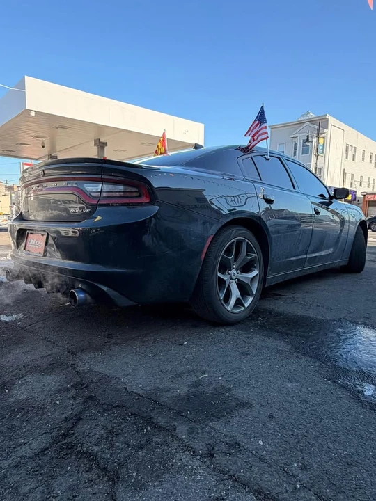 2017 Dodge Charger 7th Gen - Image 6 of 9