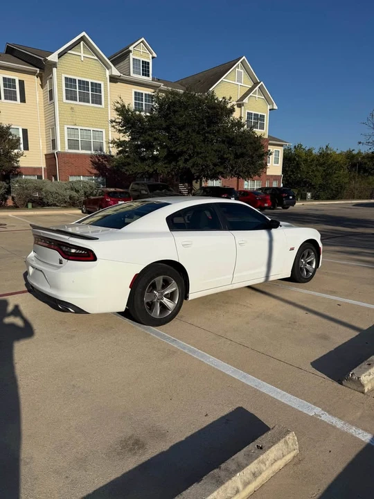 2017 Dodge Charger SRT & 392 7th Gen - Image 6 of 11