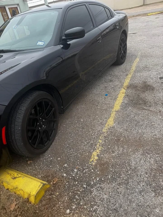 2017 Dodge Charger 7th Gen - Image 3 of 5