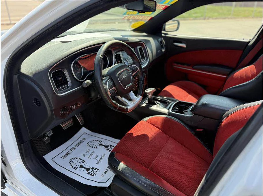 2017 Dodge Charger SRT Hellcat 7th Gen - Image 9 of 13