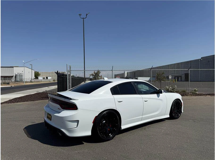 2017 Dodge Charger SRT Hellcat 7th Gen - Image 6 of 13