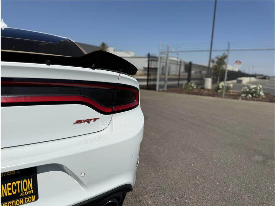 2017 Dodge Charger SRT Hellcat 7th Gen - Image 7 of 13