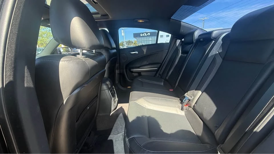 2017 Dodge Charger 7th Gen - Image 10 of 11