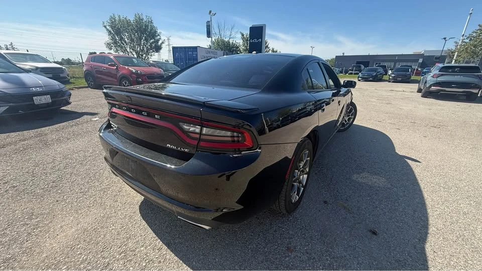 2017 Dodge Charger 7th Gen - Image 4 of 11