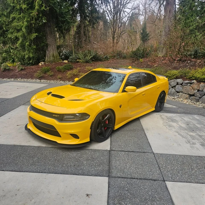 2017 Dodge Charger SRT Hellcat 7th Gen - Image 2 of 15