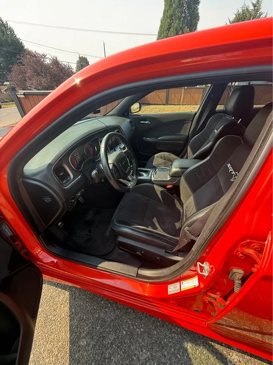 2017 Dodge Charger SRT Hellcat 7th Gen - Image 6 of 12