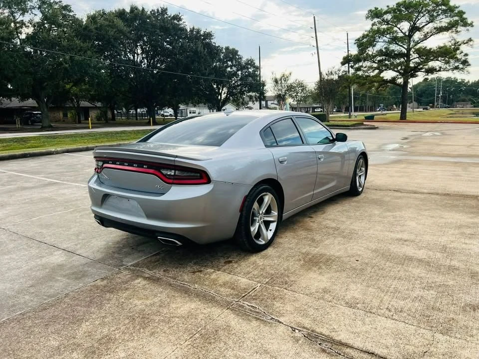 2017 Dodge Charger 7th Gen - Image 4 of 16