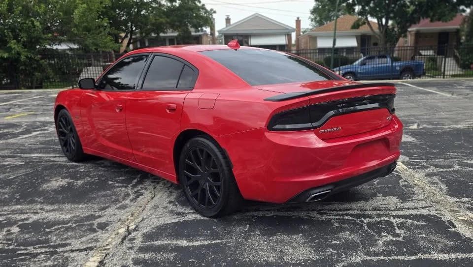 2017 Dodge Charger 7th Gen - Image 13 of 17