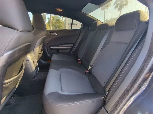 2017 Dodge Charger 7th Gen - Image 14 of 20