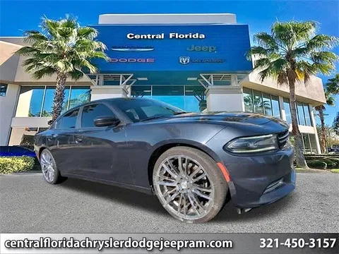 2017 Dodge Charger SE RWD