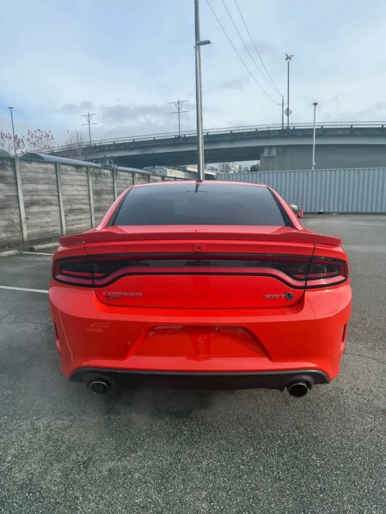 2017 Dodge Charger SRT Hellcat 7th Gen - Image 6 of 10