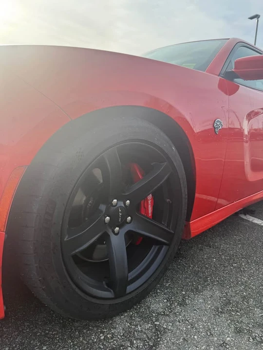 2017 Dodge Charger SRT Hellcat 7th Gen - Image 4 of 10
