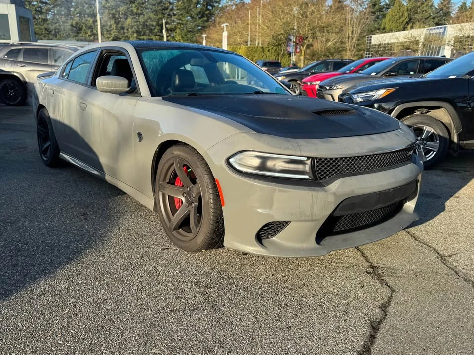 2017 Dodge Charger SRT Hellcat 7th Gen - Image 3 of 11