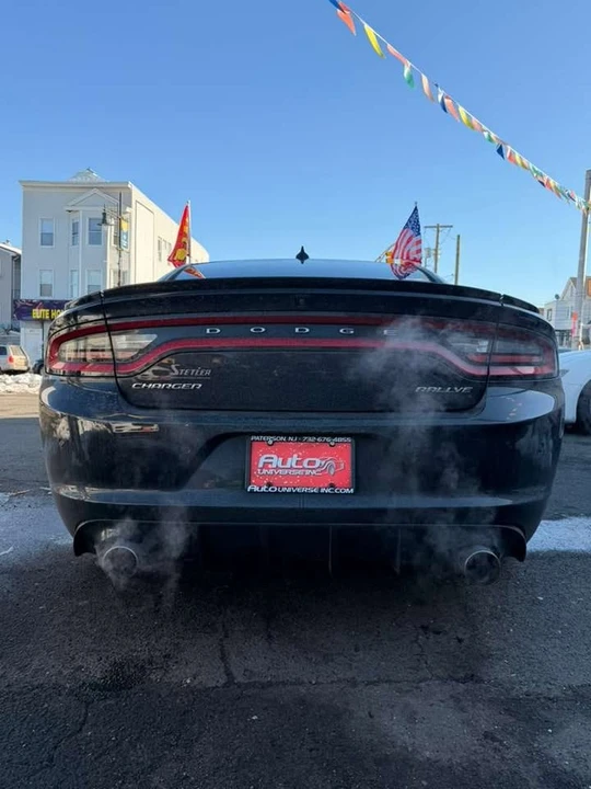 2017 Dodge Charger 7th Gen - Image 3 of 5