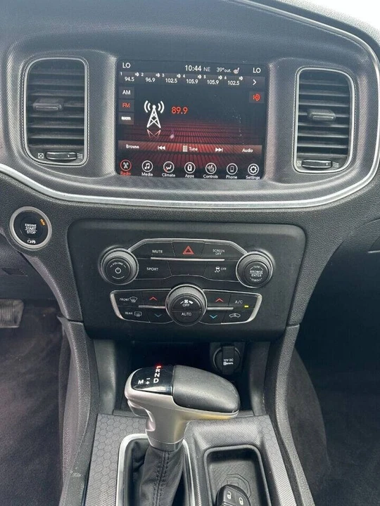 2017 Dodge Charger 7th Gen - Image 14 of 20