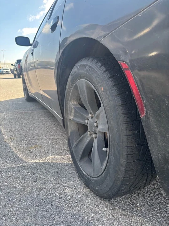 2017 Dodge Charger 7th Gen - Image 4 of 15