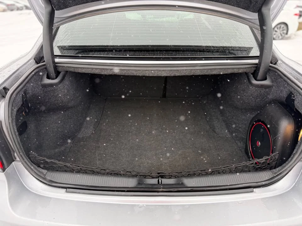 2017 Dodge Charger - Image 6 of 11