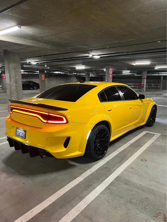 2017 Dodge Charger 7th Gen - Image 6 of 15