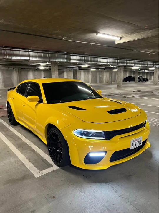 2017 Dodge Charger 7th Gen - Image 4 of 15