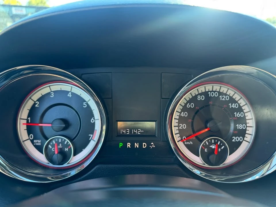 2017 Dodge Caravan - Image 14 of 20