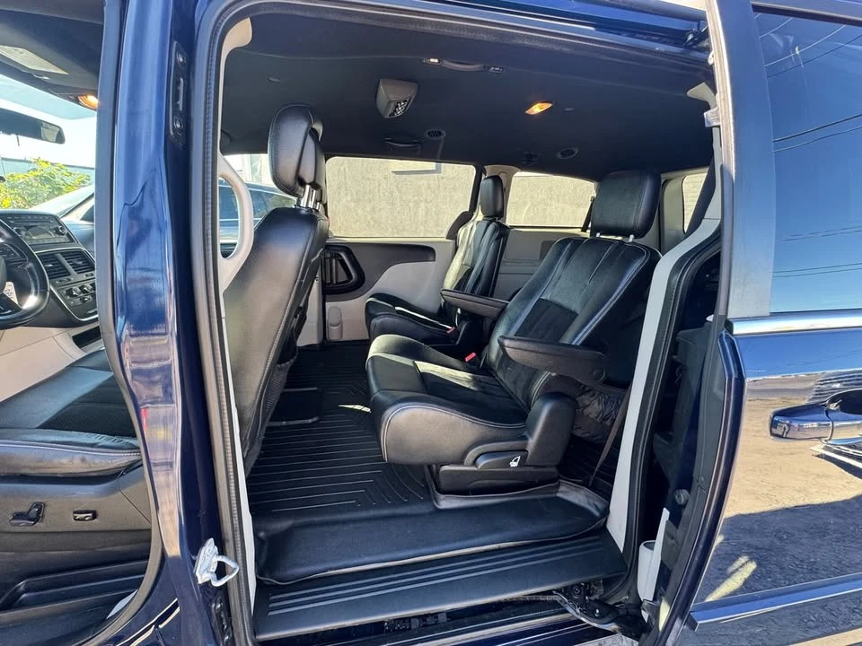 2017 Dodge Caravan - Image 20 of 20