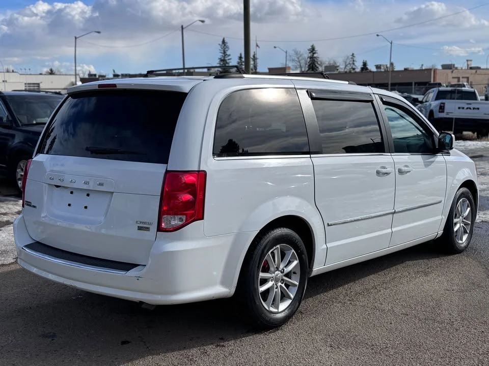2017 Dodge Caravan - Image 5 of 18