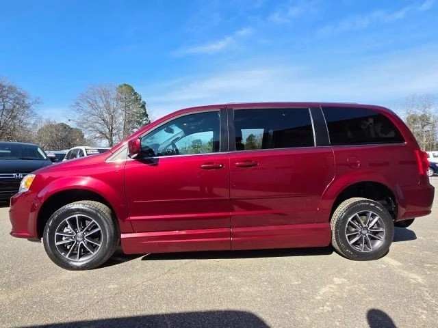 2017 Dodge Caravan - Image 2 of 19