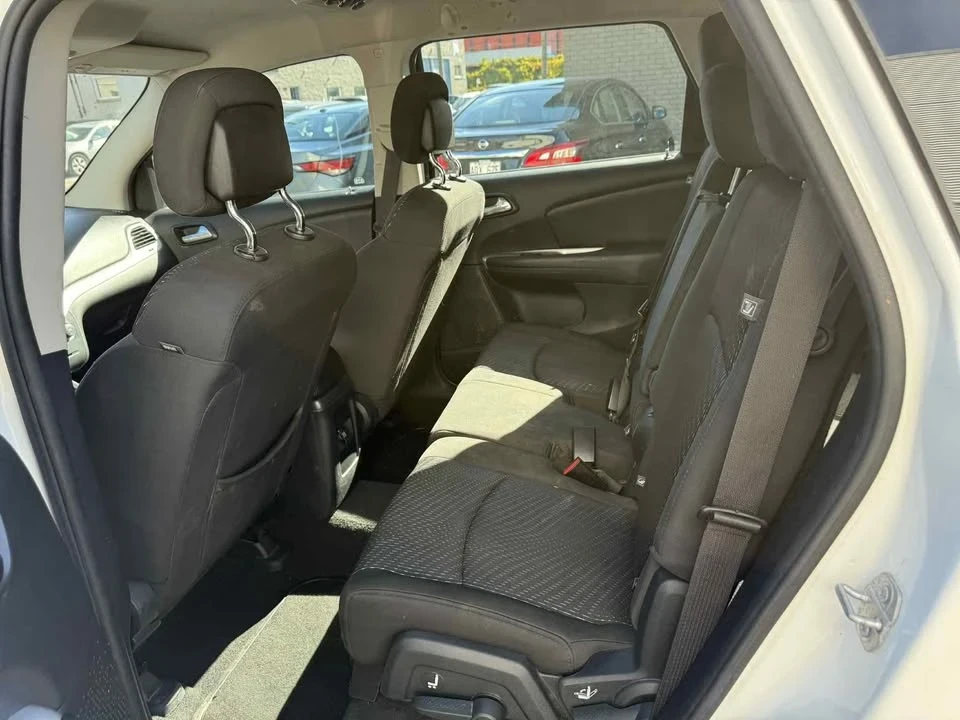 2017 Dodge Journey - Image 10 of 11