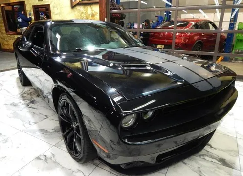 2017 Dodge sxt challenger