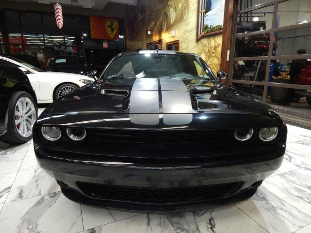 2017 Dodge Challenger 3rd Gen - Image 2 of 8
