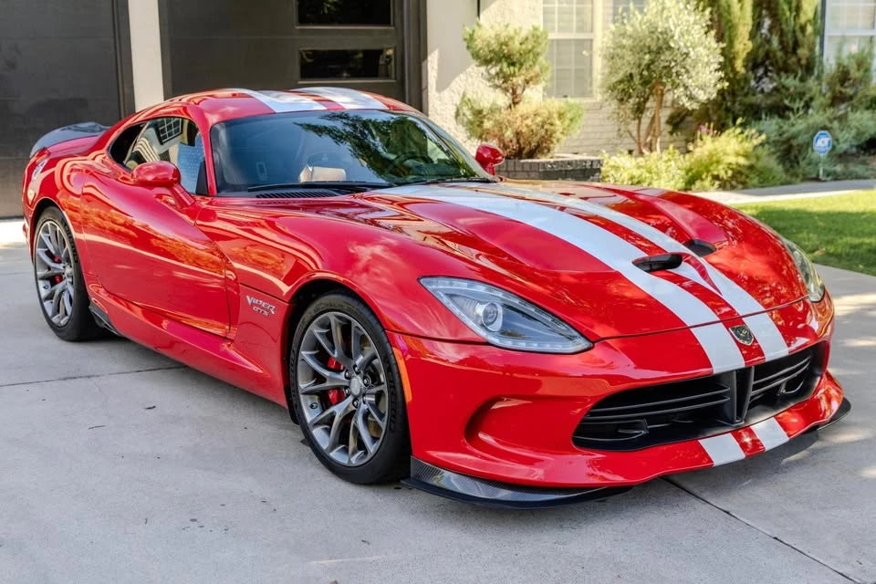 2017 Dodge Viper 5th Gen - Image 2 of 15