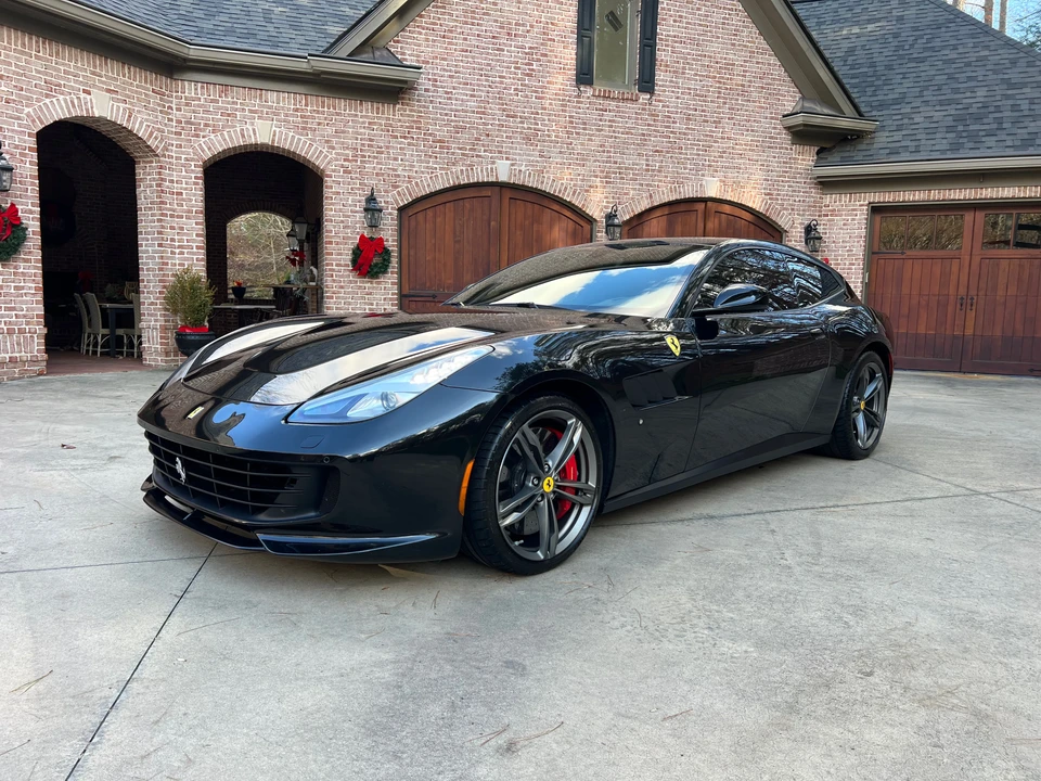 2017 Ferrari GTC4Lusso - Image 2 of 31