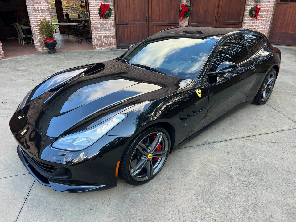 2017 Ferrari GTC4Lusso - Image 6 of 31