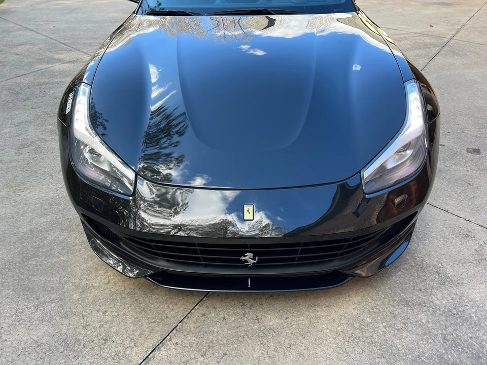 2017 Ferrari GTC4Lusso - Image 26 of 31