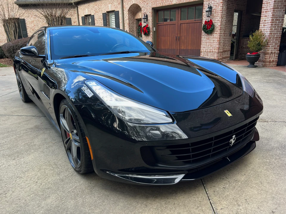 2017 Ferrari GTC4Lusso - Image 10 of 31