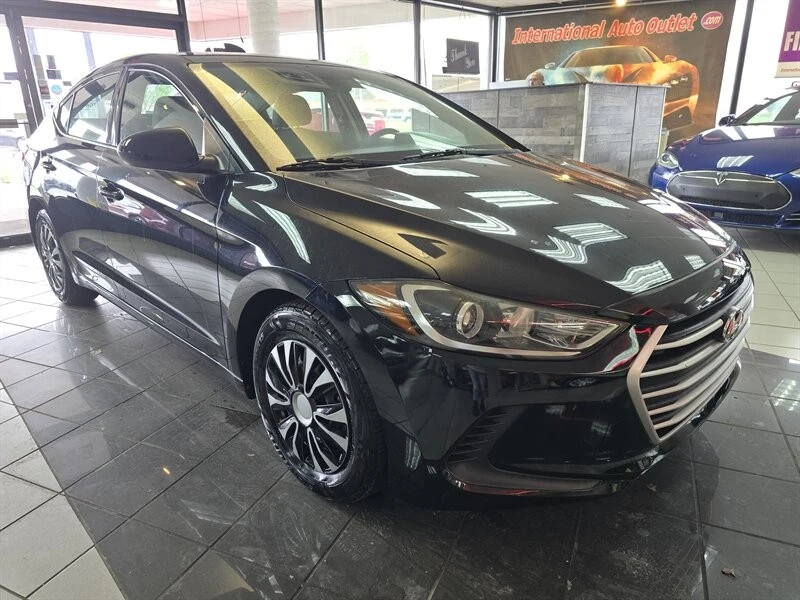 2017 Hyundai Elantra - Image 3 of 4
