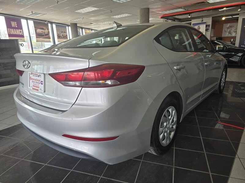 2017 Hyundai Elantra - Image 4 of 4