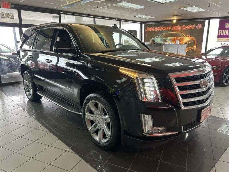 2017 Cadillac Escalade 4th Gen - Image 4 of 4