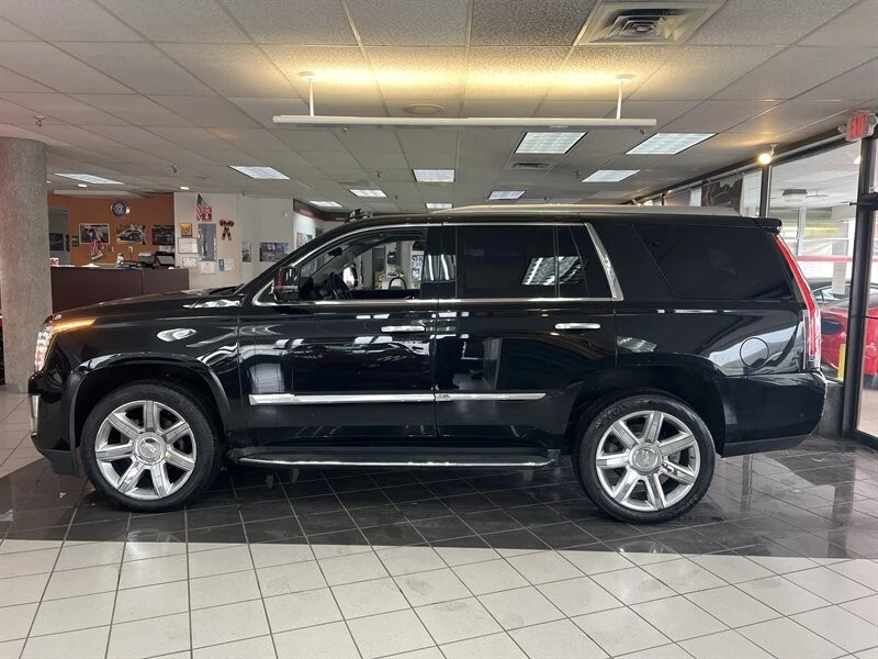 2017 Cadillac Escalade 4th Gen - Image 2 of 4