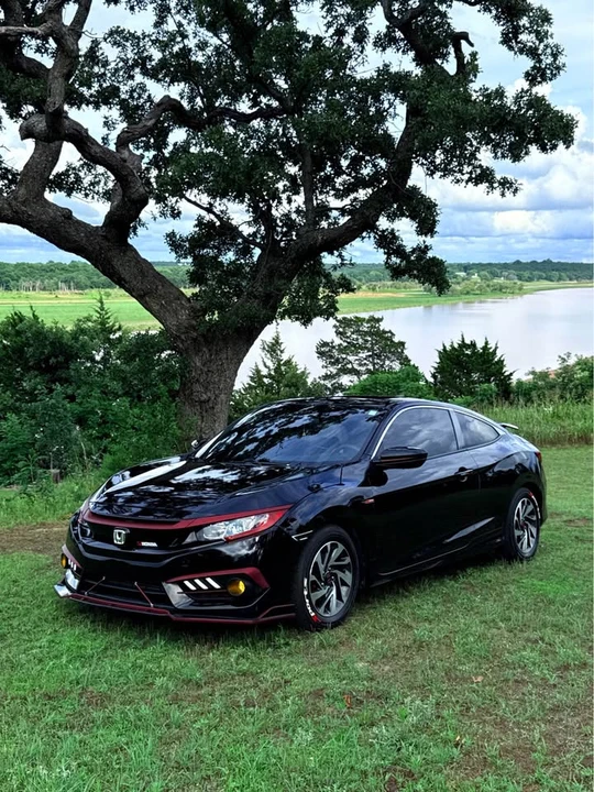 2017 Honda Civic 10th Gen - Image 20 of 21