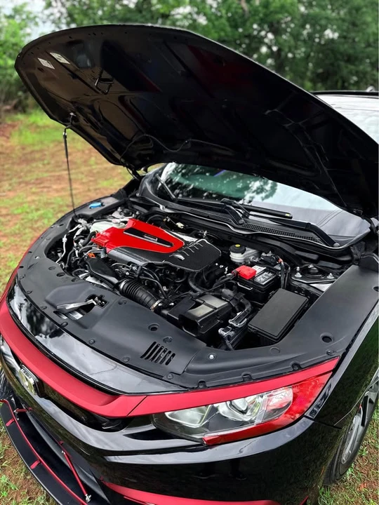 2017 Honda Civic 10th Gen - Image 15 of 21