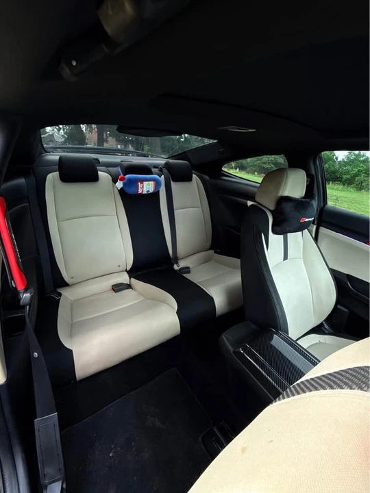 2017 Honda Civic 10th Gen - Image 10 of 21