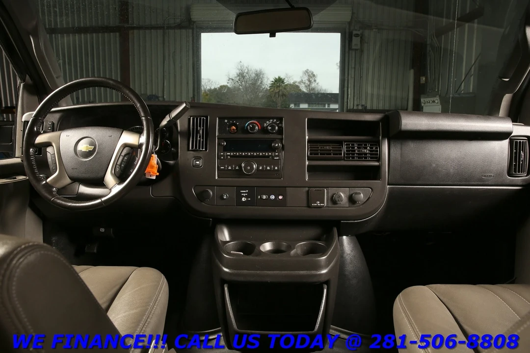 2017 Chevrolet Express - Image 3 of 21