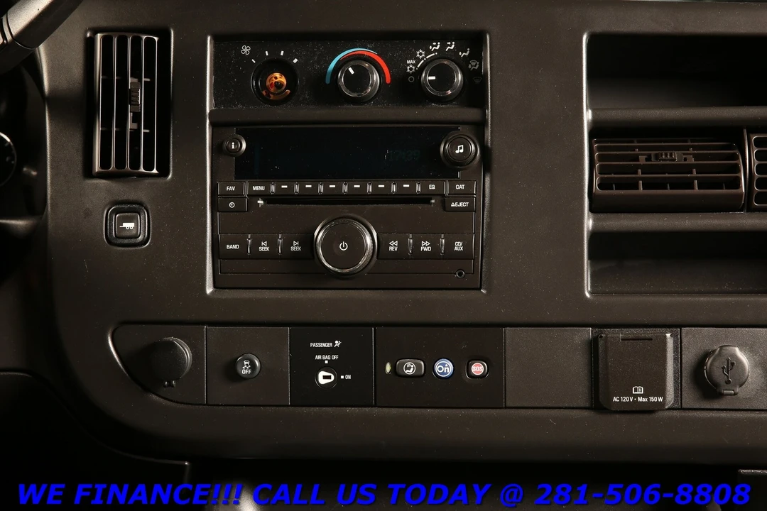 2017 Chevrolet Express - Image 13 of 21