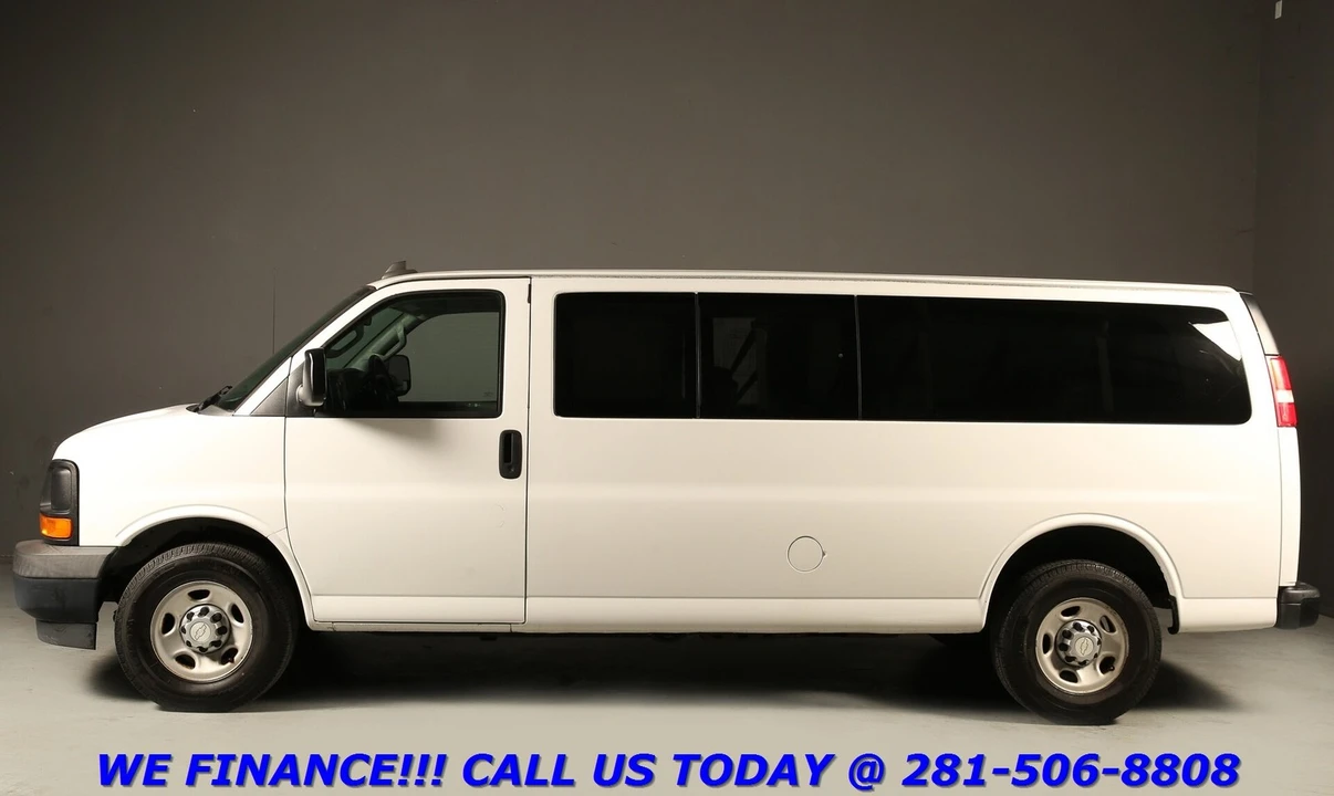 2017 Chevrolet Express - Image 4 of 21