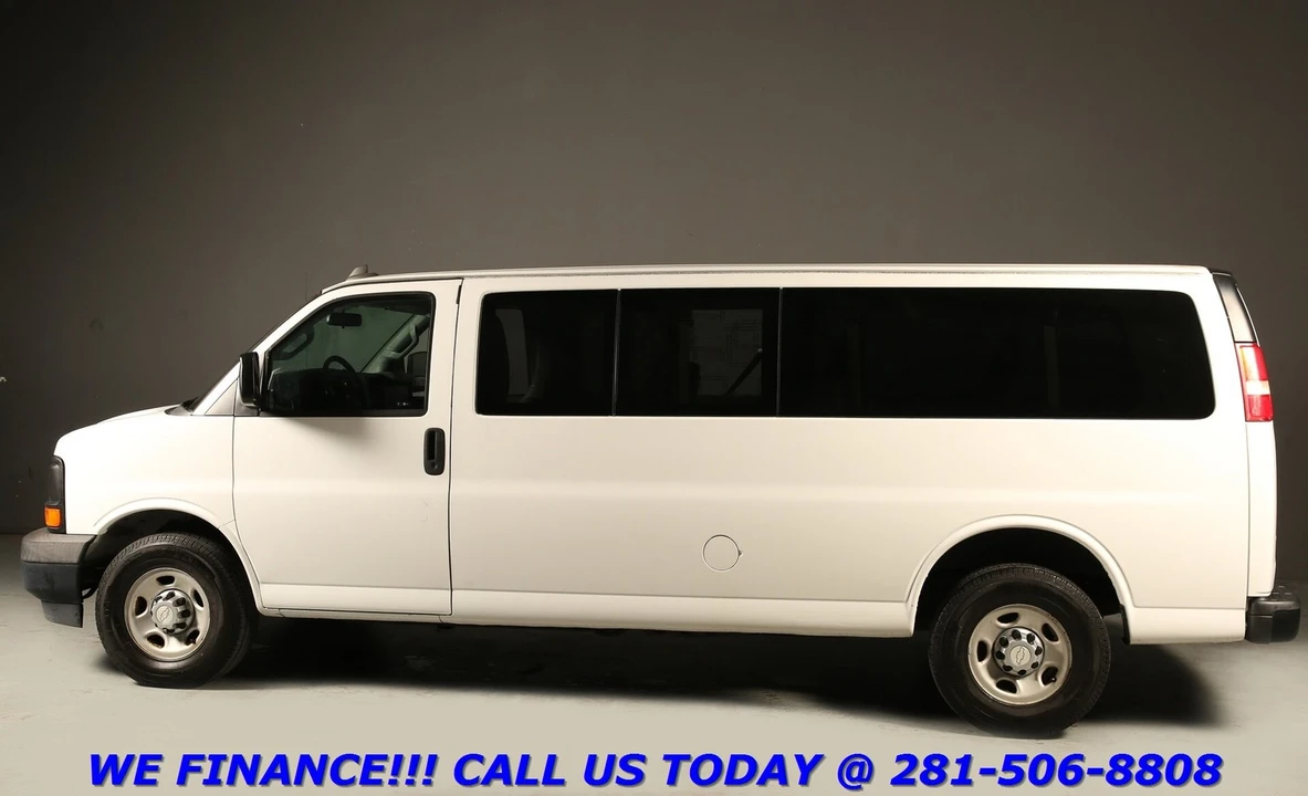 2017 Chevrolet Express - Image 5 of 21