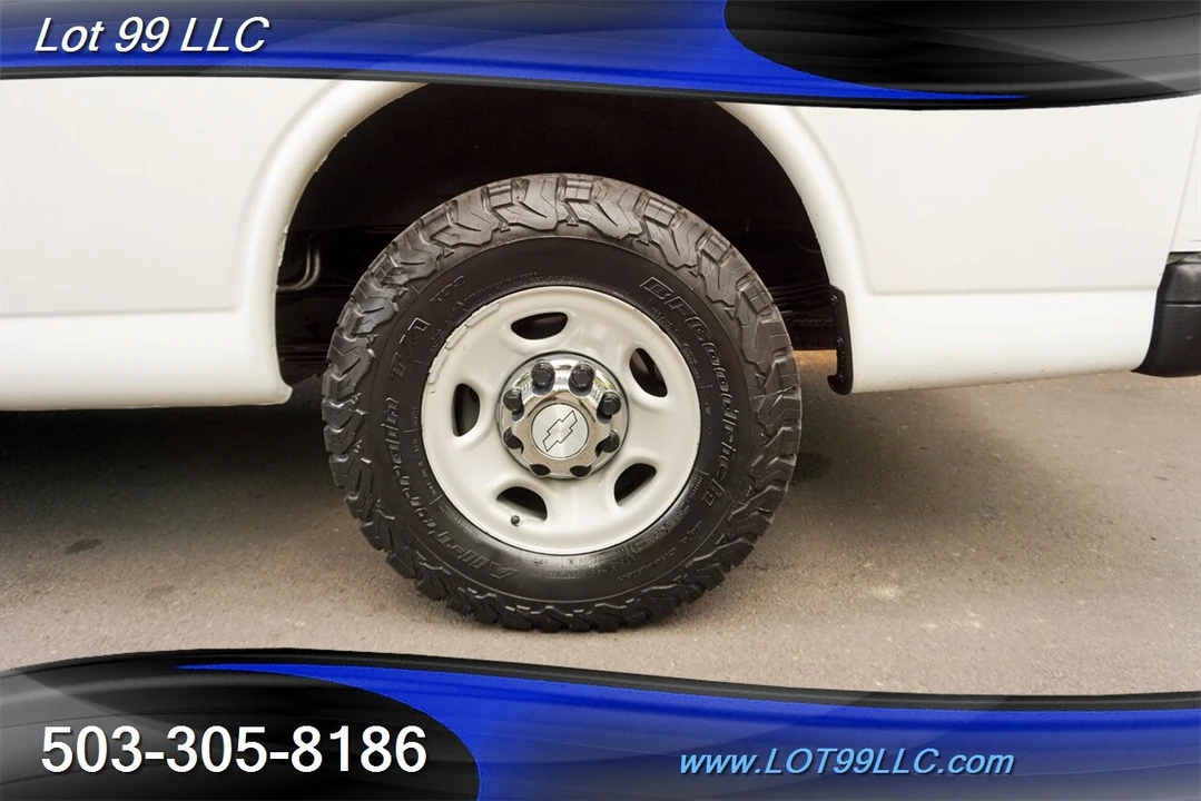 2017 Chevrolet Express - Image 3 of 4